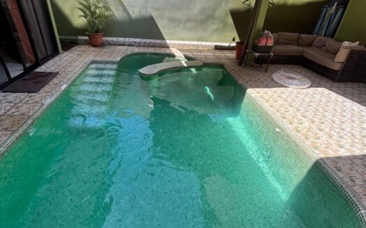 Home like new with pool in Atenas Center – 40005152783