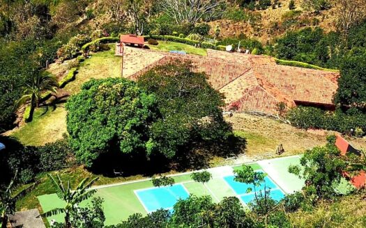 Large airbnb home with big views of the Pacific in Atenas – 40005152686