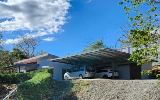 New Build | Modern Mountain View Home | Fully Furnished | Private Gated Community | 3b/2ba in Atenas – 400052010073