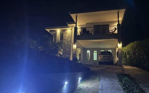 Modern and charming two-story home – 400052042068