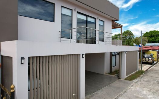 Ultramodern European-influenced designs and finishes 3 min. from town Center – 400051521007