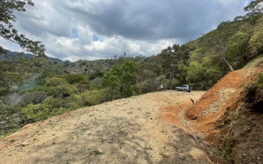 Community with 3758m2 lot and 2 of 7000m2 with views! – 40005152935