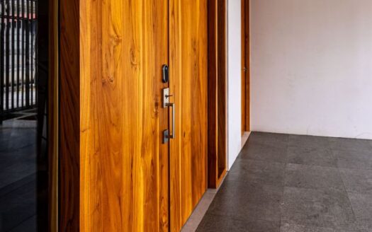Ultramodern European-influenced designs and finishes 3 min. from town Center – 400051521007