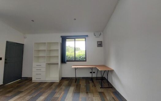 Located 5 minutes to Atenas center. – 400052042043
