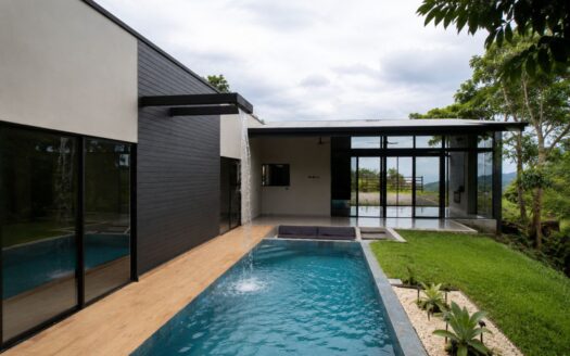 Ultramodern home in Atenas private community next to nature – 400051521155