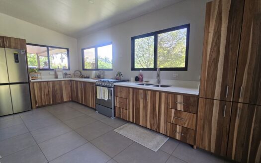 Single Level 4b/2ba home inside a peaceful residential gated community surrounded by nature and views – 400052010078