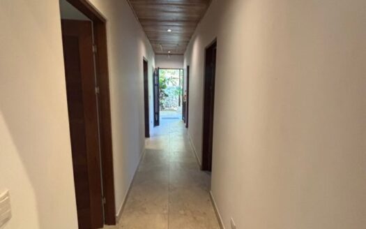 Nicely finished home in small private community of Atenas – 400051521124