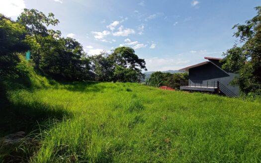 Lot in a nature area with services in Atenas – 400051521059