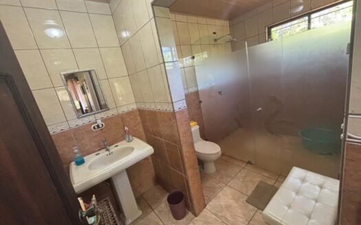 Home in very private and natural area of Turrucares, Alajuela – 40005152895